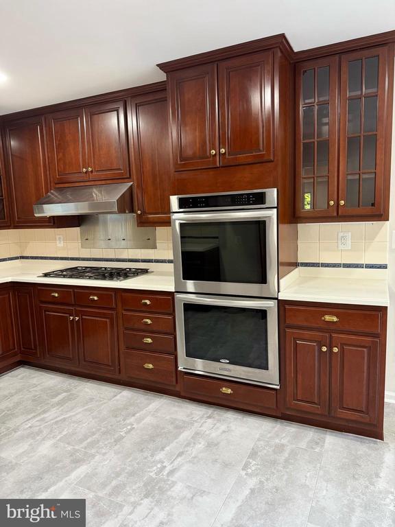 property at 13205 Overbrook Ln
