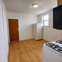 4810 W Armitage Ave in Chicago, IL - Building Photo - Building Photo