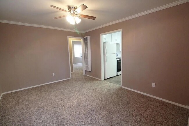 1825 Elm Dr in Del City, OK - Building Photo - Building Photo