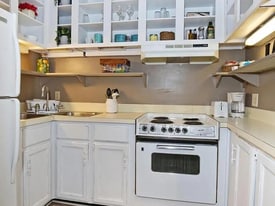 203 Broadway in Providence, RI - Building Photo