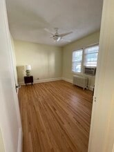 4316 Zenith Ave S, Unit 4316 Zenith in Minneapolis, MN - Foto de edificio - Building Photo