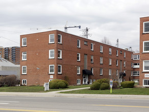 Lakeside Co-Op in Burlington, ON - Building Photo - Primary Photo