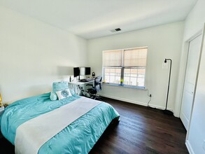 531 E Celebration Way, Unit 531 in South Plainfield, NJ - Building Photo - Building Photo