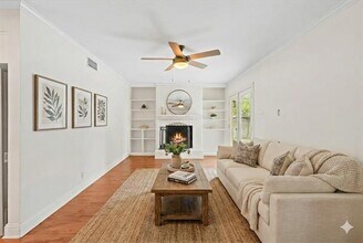 10637 Lakemere Dr in Dallas, TX - Building Photo - Building Photo