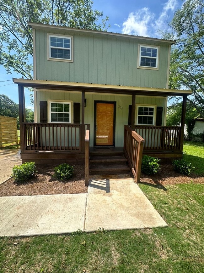 property at 225 Long St
