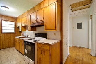 211 Wittel Ave in Opelika, AL - Building Photo - Building Photo