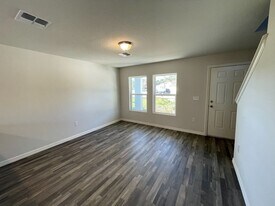1630 Tench Ct in Poinciana, FL - Building Photo