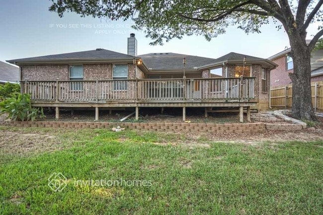 2000 Cancun Dr in Mansfield, TX - Building Photo - Building Photo