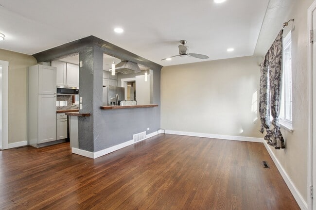 2625 Newport St in Denver, CO - Building Photo - Building Photo