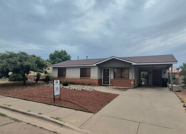 property at 804 1/2 Azelia St