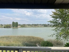 1031 W Lakeside Dr in Moses Lake, WA - Building Photo - Building Photo