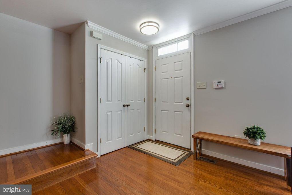 1207 Pear Blossum Ct in Catonsville, MD - Building Photo