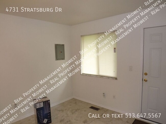4731 Stratsburg Dr in Dayton, OH - Building Photo - Building Photo