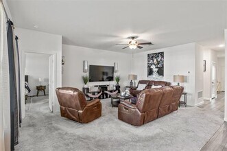 10357 Rosegreen Ln in Crowley, TX - Building Photo - Building Photo