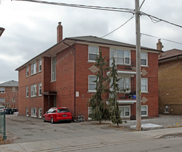 231 Melrose St in Toronto, ON - Building Photo - Building Photo