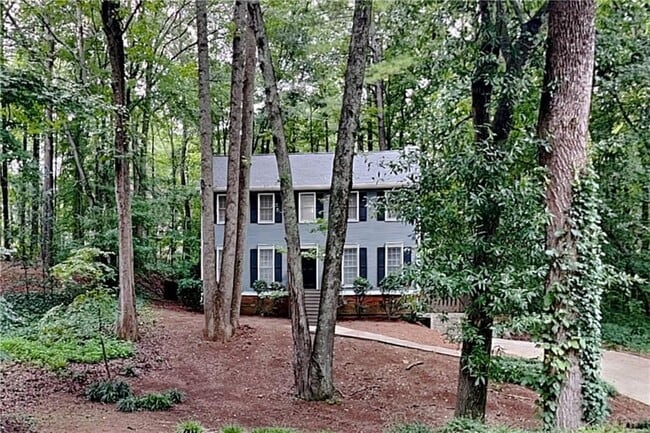 property at 4131 Kalb Ct SW