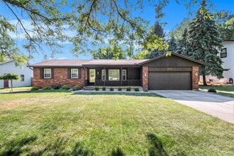 3033 Juneberry Ave SE in Grand Rapids, MI - Building Photo - Building Photo