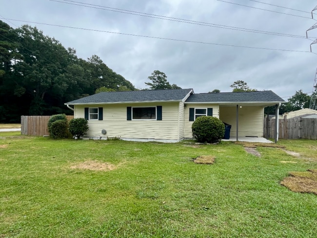 property at 164 Lakewood Dr