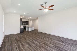1917 Centerline Ln in Georgetown, TX - Building Photo - Building Photo