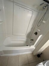 3400 SW 25th St in Miami, FL - Building Photo - Building Photo