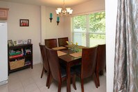 Kings Crossing Townhomes photo'