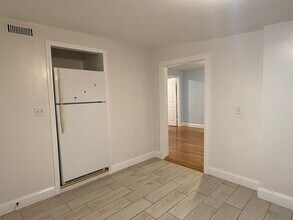 23 Myrtle St in Quincy, MA - Building Photo - Building Photo