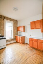 747 Damen in Chicago, IL - Building Photo - Building Photo