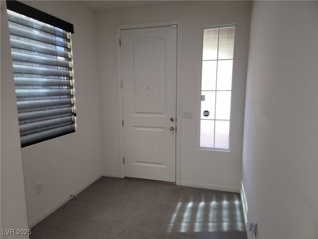 property at 9845 Mercer Ests Ct