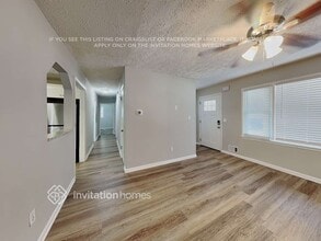 4172 Renfrew Ct SW in Atlanta, GA - Foto de edificio - Building Photo