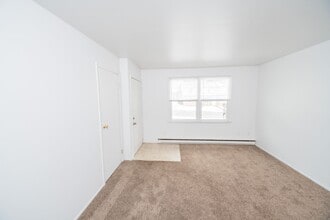 2190 Gina St in Portage, IN - Building Photo - Building Photo