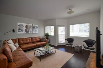 5500 Bonner Ave in Los Angeles, CA - Building Photo - Building Photo