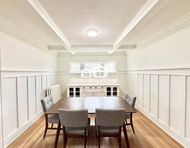 property at 3612 Ingersoll Ave