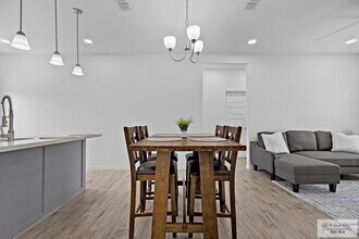 422 Arroyo Ln in La Feria, TX - Building Photo - Building Photo