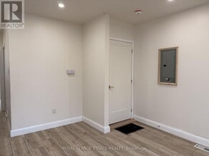 67 Wayland Ave in Toronto, ON - Building Photo - Building Photo