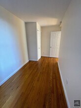 EAST 80 STREET, Unit 25 in New York, NY - Building Photo - Building Photo