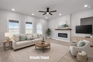 6005 SW Desert Ave in Bentonville, AR - Building Photo