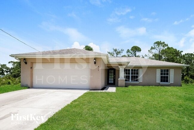 property at 915 Kanuga St E