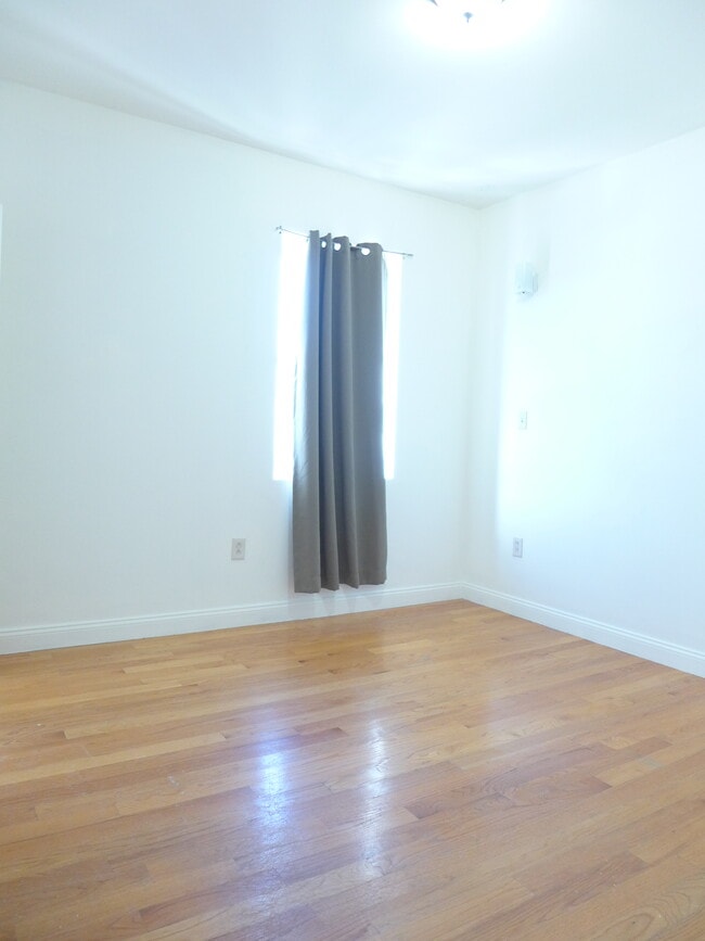 48 Dudley St in Boston, MA - Foto de edificio - Building Photo