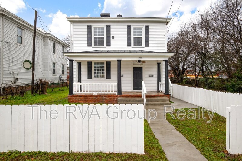 1429 Oakdale Ave in Petersburg, VA - Building Photo