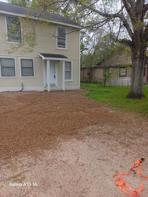 312 S Pumphrey St in Edna, TX - Building Photo - Building Photo