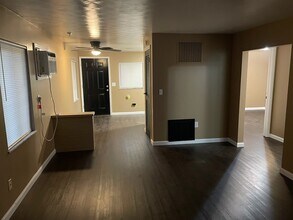 10802 Central Ave in Indianapolis, IN - Building Photo - Building Photo