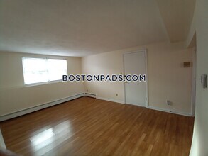10 River Dr-Unit -B in Danvers, MA - Building Photo - Building Photo