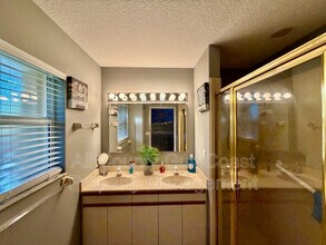 105 2nd Ave E in Palmetto, FL - Building Photo - Building Photo