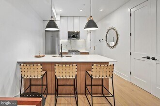 1316 8th St NW in Washington, DC - Building Photo - Building Photo