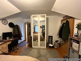 66 Brooks St, Unit 3 in Boston, MA - Building Photo