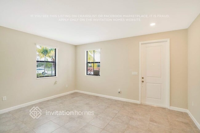 2637 SE 1st St in Homestead, FL - Building Photo - Building Photo