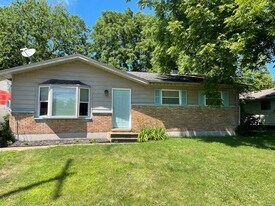 2223 Humphrey St in Kalamazoo, MI - Building Photo