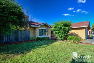 229 Folland Dr in American Canyon, CA - Building Photo - Building Photo