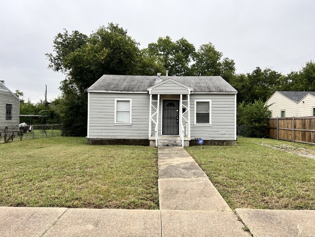 2918 Bardwell Ave in Dallas, TX - Building Photo - Building Photo