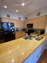 445 Island, Unit 401 in San Diego, CA - Building Photo - Building Photo